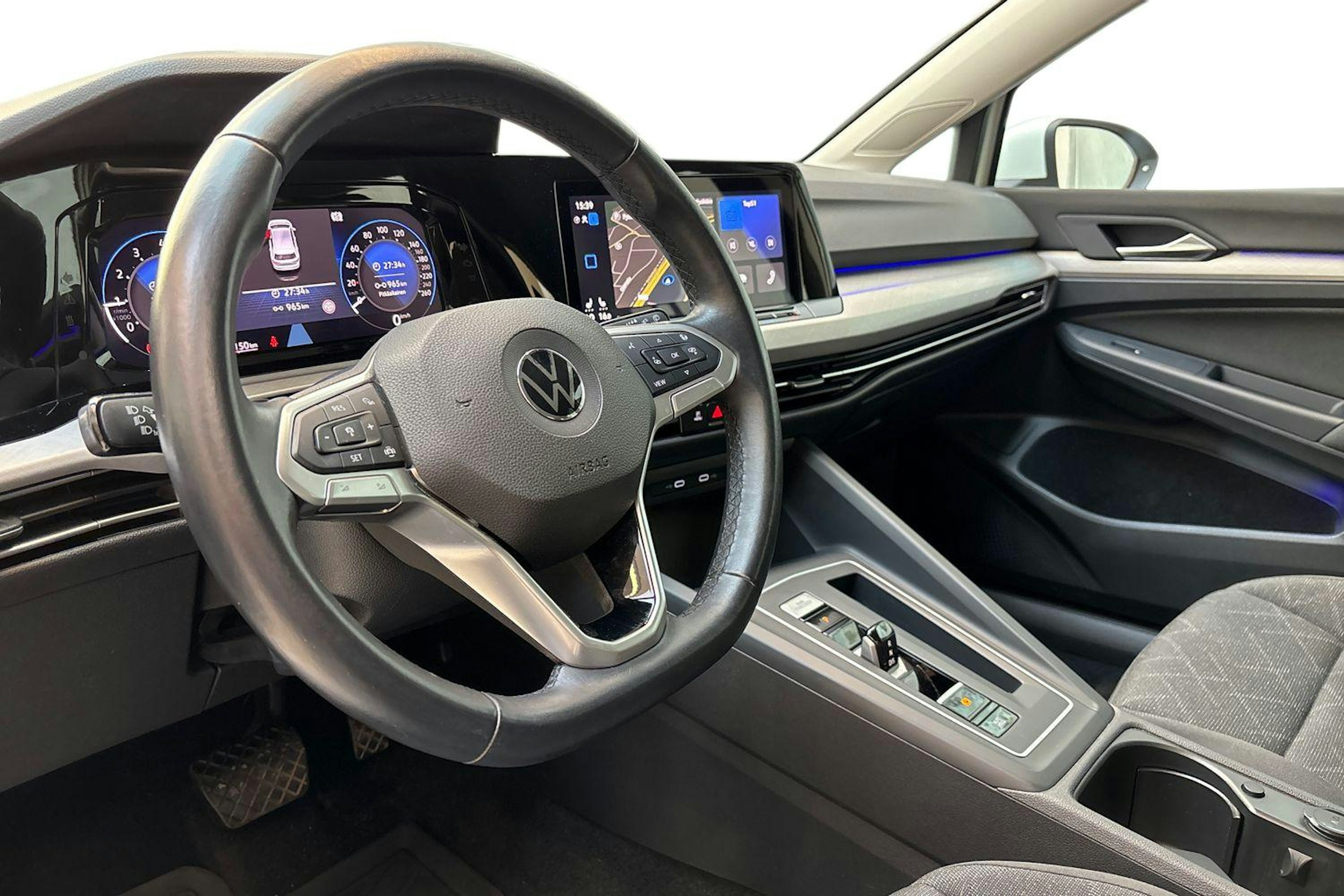 valkoinen Volkswagen Golf 2020 kuva 7.