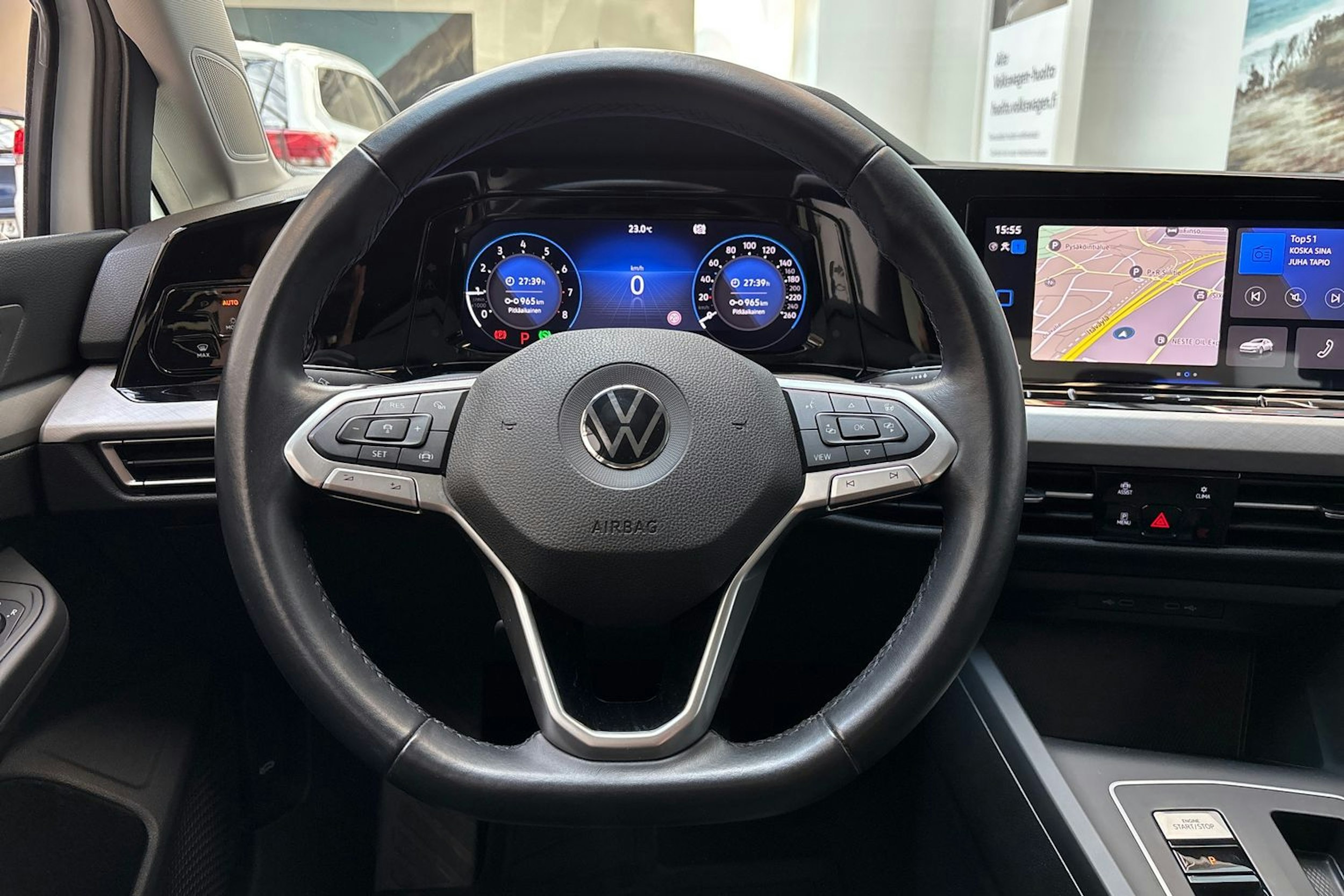 valkoinen Volkswagen Golf 2020 kuva 20.