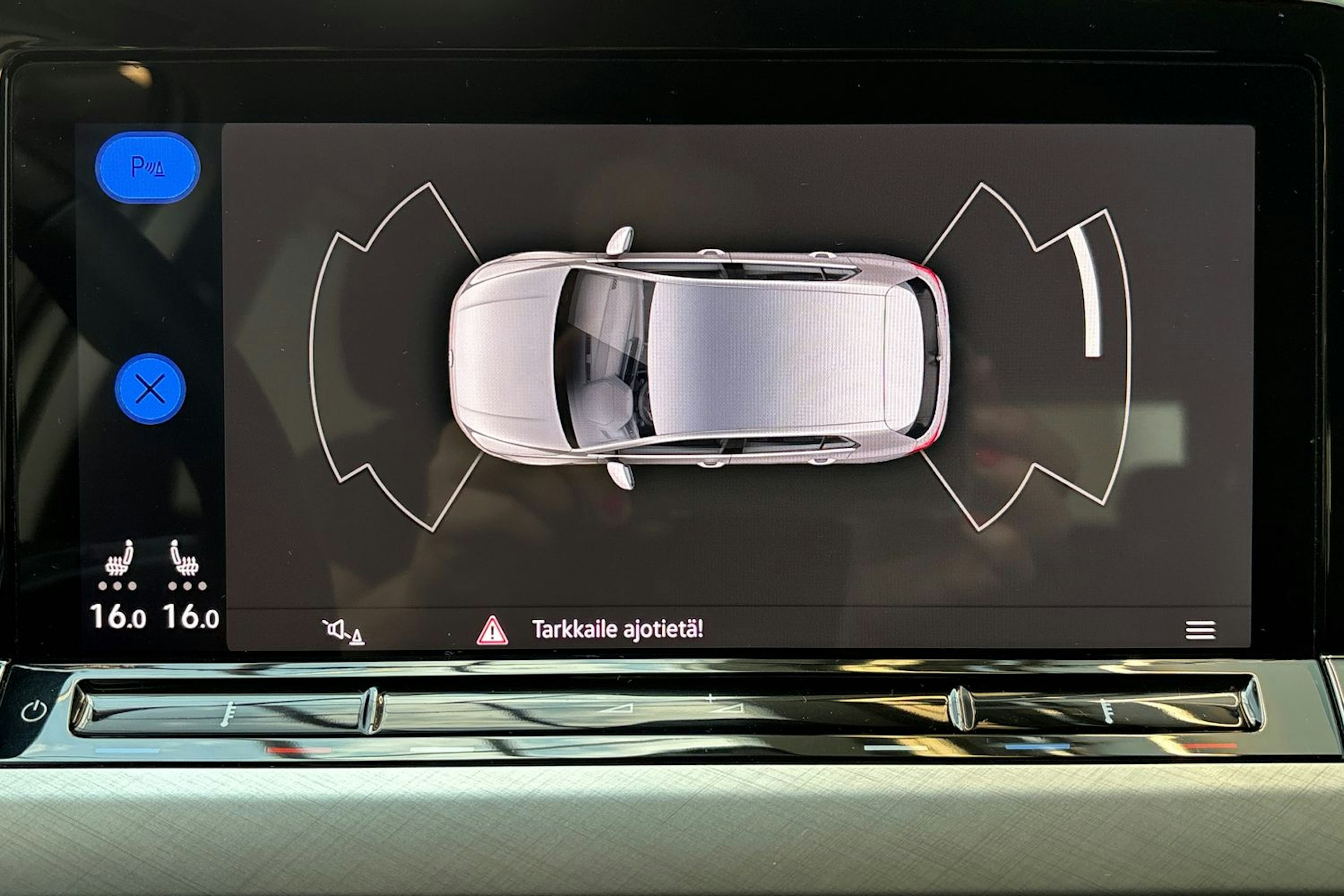 valkoinen Volkswagen Golf 2020 kuva 22.