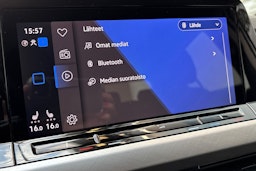 valkoinen Volkswagen Golf 2020 kuva 25.