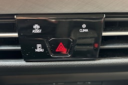 valkoinen Volkswagen Golf 2020 kuva 26.