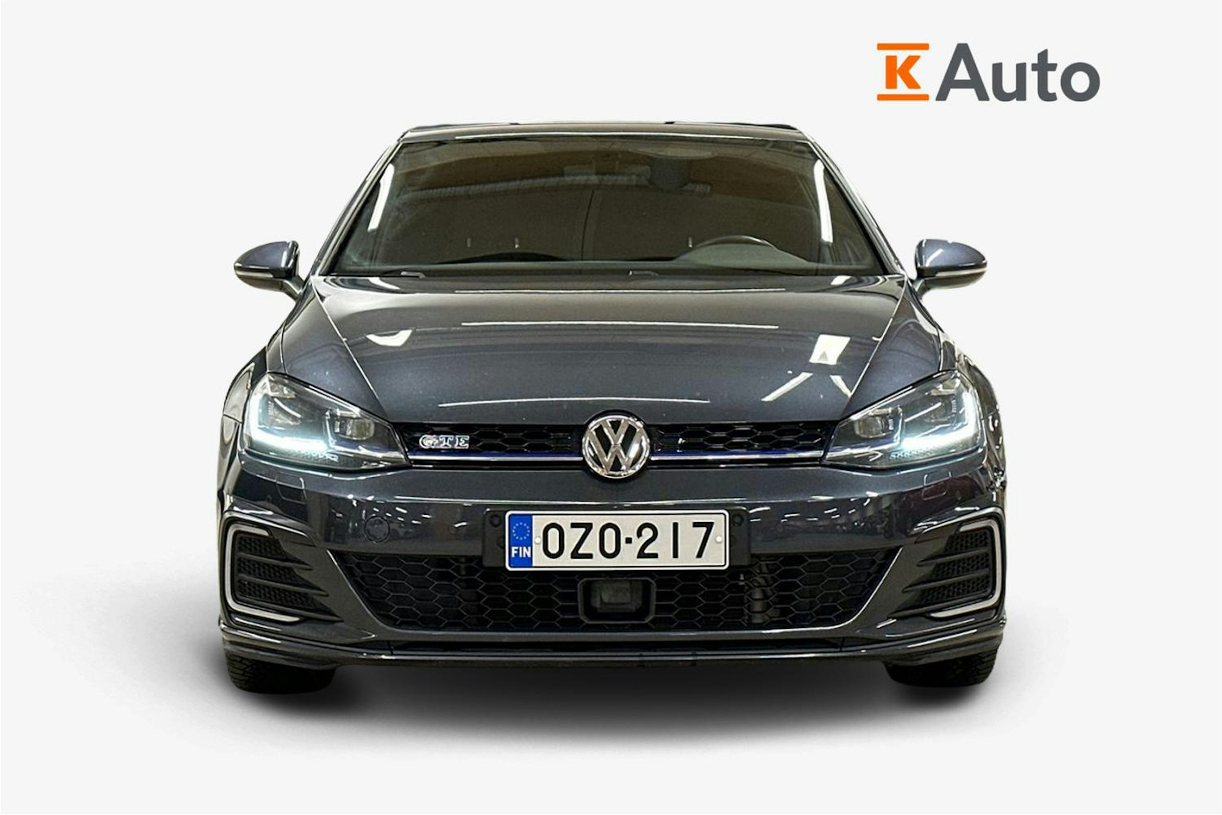 harmaa Volkswagen Golf 2020 kuva 5.