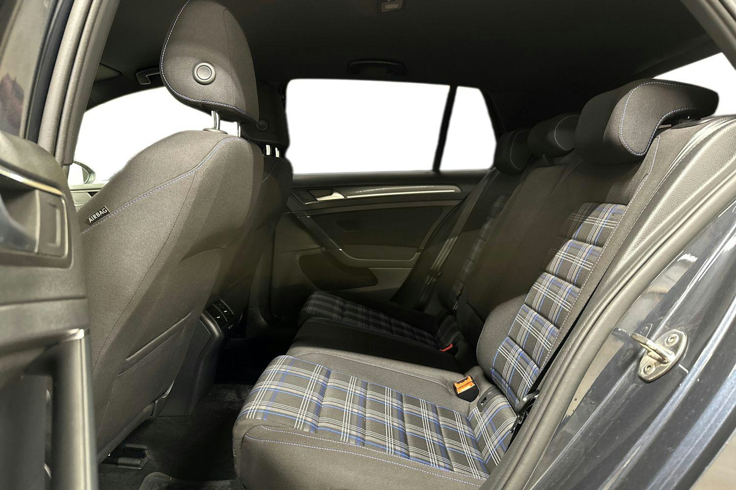 harmaa Volkswagen Golf 2020 kuva 10.