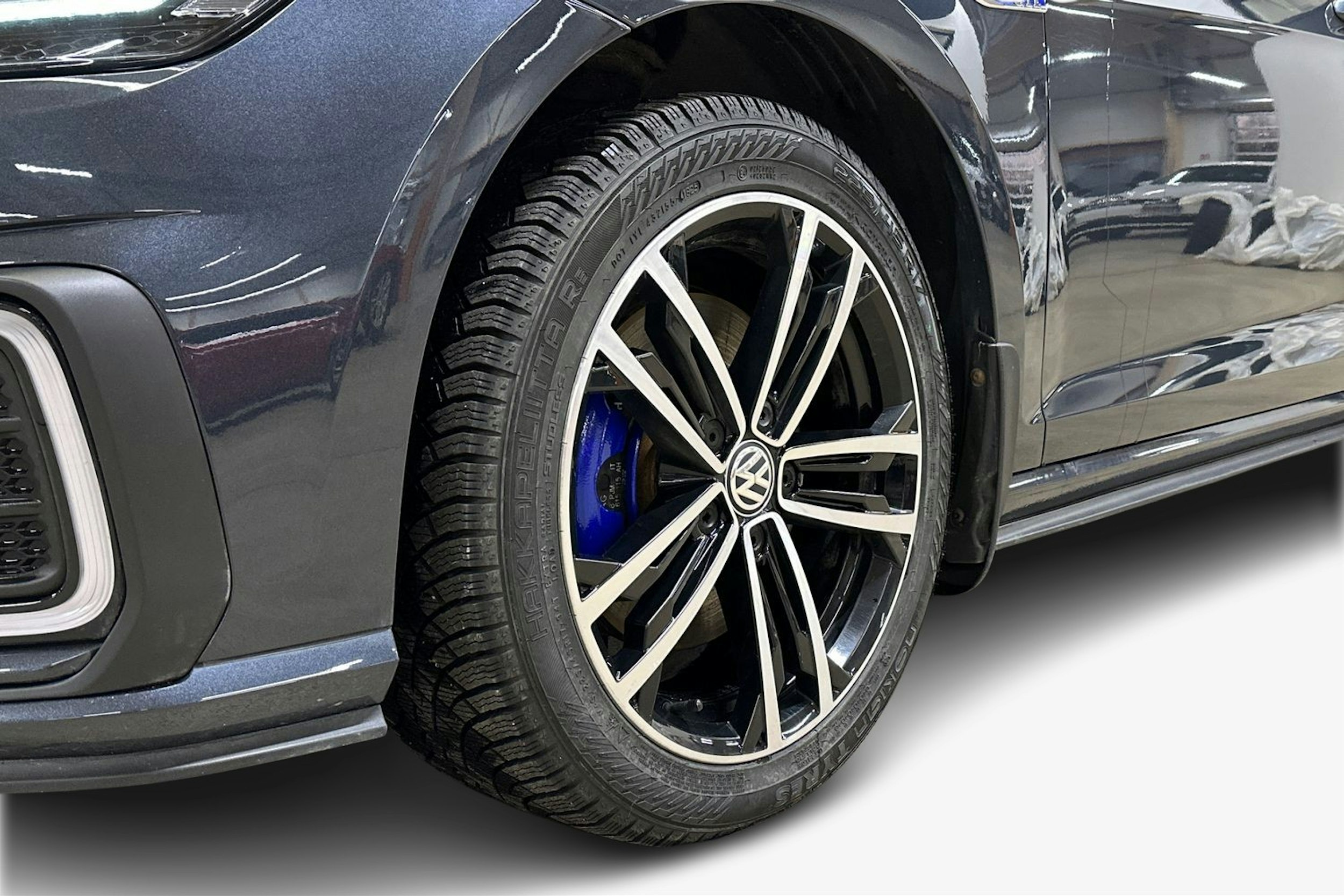 harmaa Volkswagen Golf 2020 kuva 11.