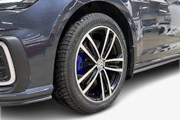 harmaa Volkswagen Golf 2020 kuva 11.