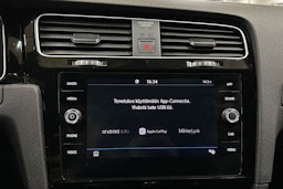 harmaa Volkswagen Golf 2020 kuva 16.