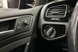 harmaa Volkswagen Golf 2020 kuva 23.