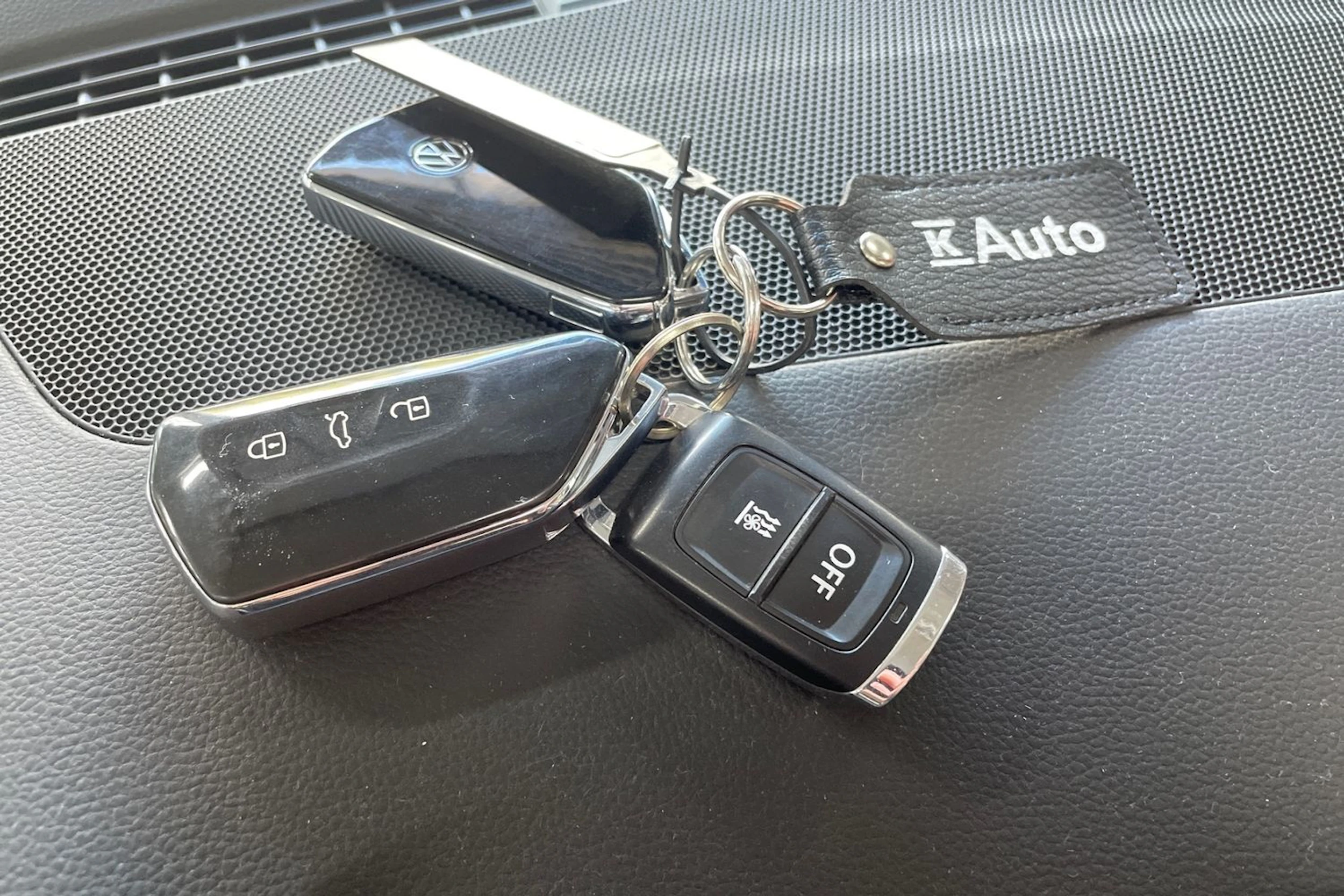 Hopea Volkswagen GOLF 2020 kuva 9.