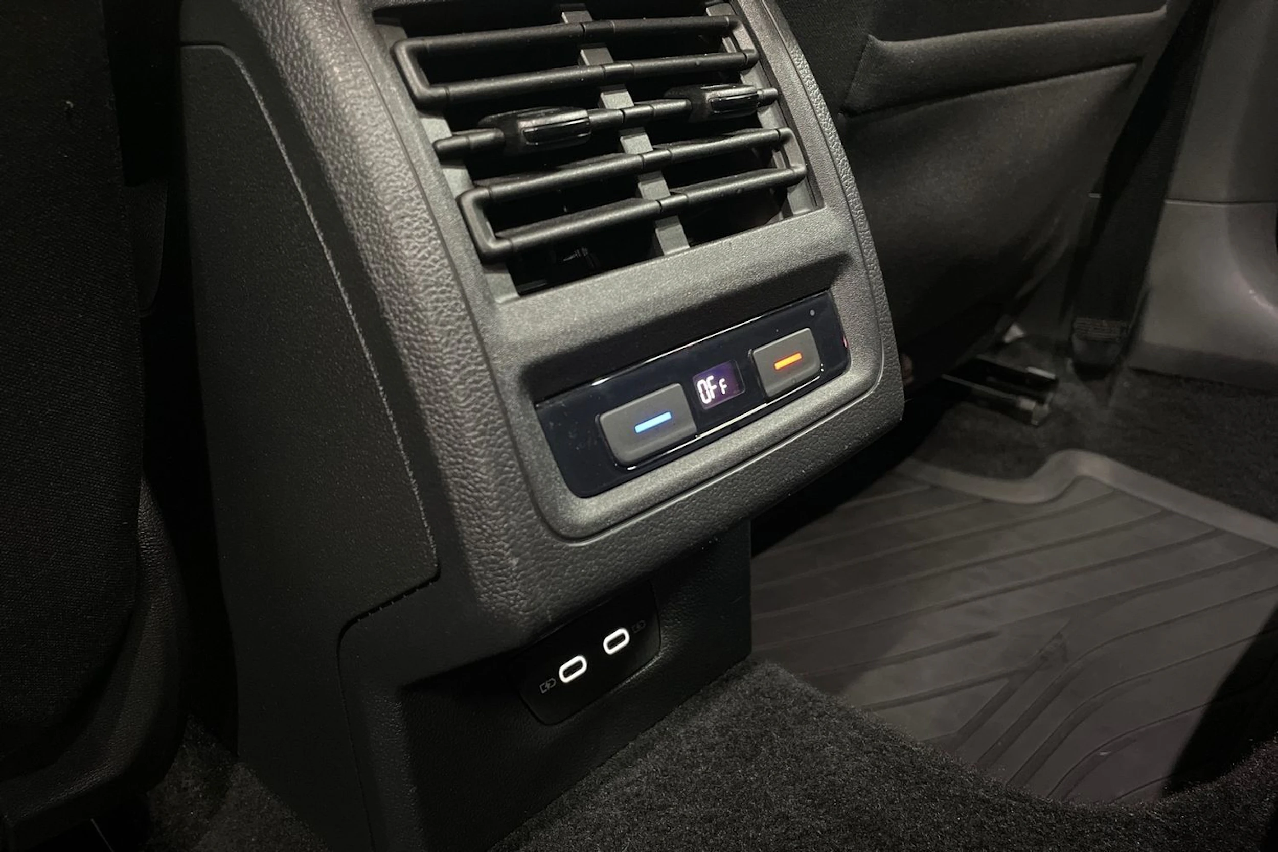 Hopea Volkswagen GOLF 2020 kuva 26.