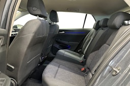 harmaa Volkswagen Golf 2020 kuva 10.