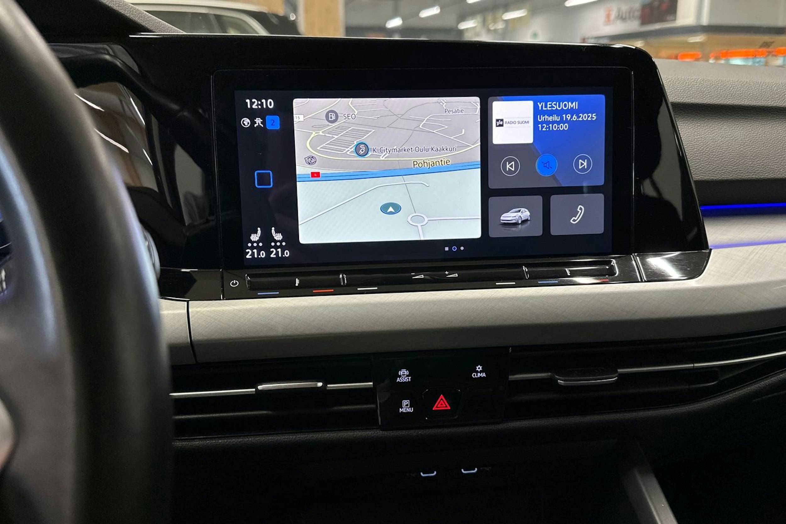 harmaa Volkswagen Golf 2020 kuva 22.