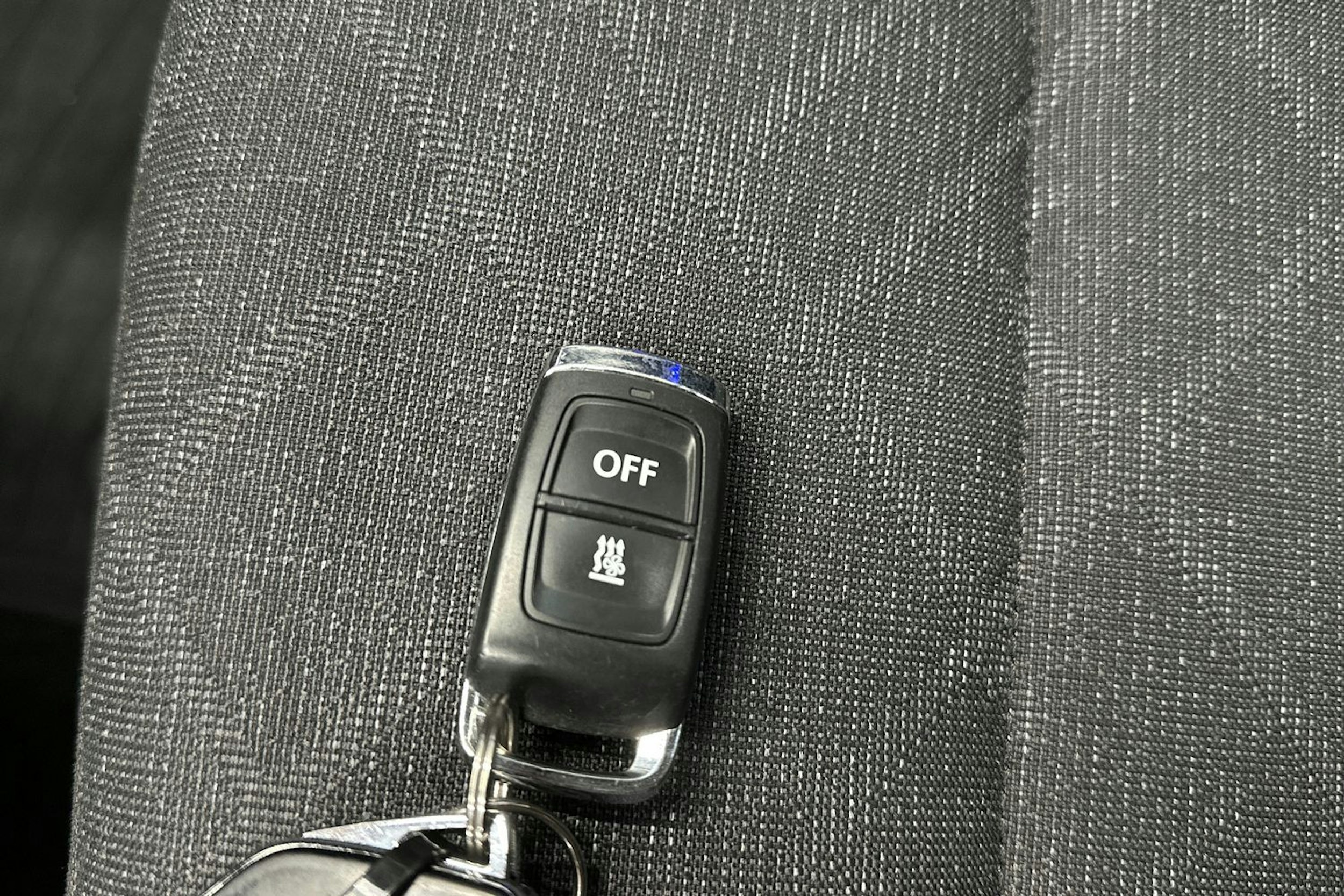 harmaa Volkswagen Golf 2020 kuva 24.
