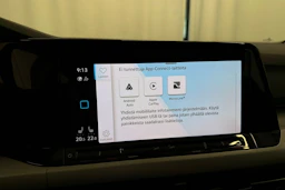 valkoinen Volkswagen Golf 2020 kuva 17.