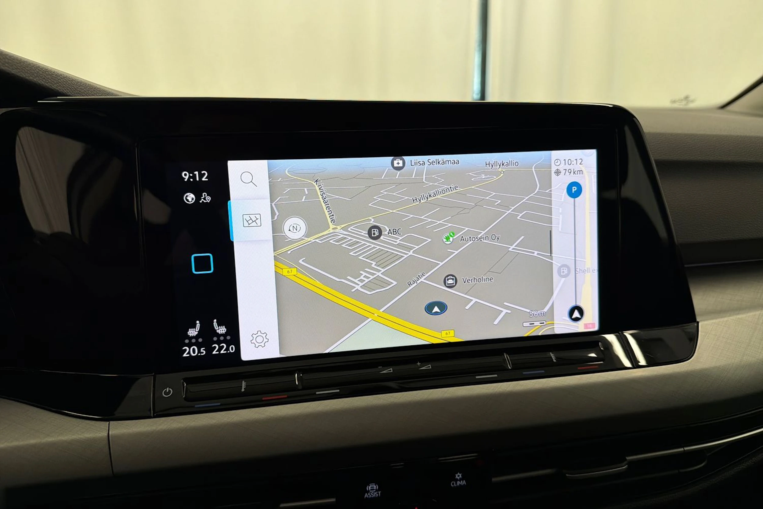 valkoinen Volkswagen Golf 2020 kuva 18.