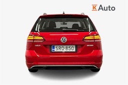 punainen Volkswagen Golf 2020 kuva 3.