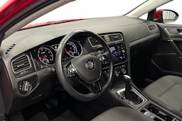punainen Volkswagen Golf 2020 kuva 7.