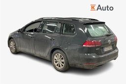 harmaa Volkswagen Golf 2020 kuva 2.