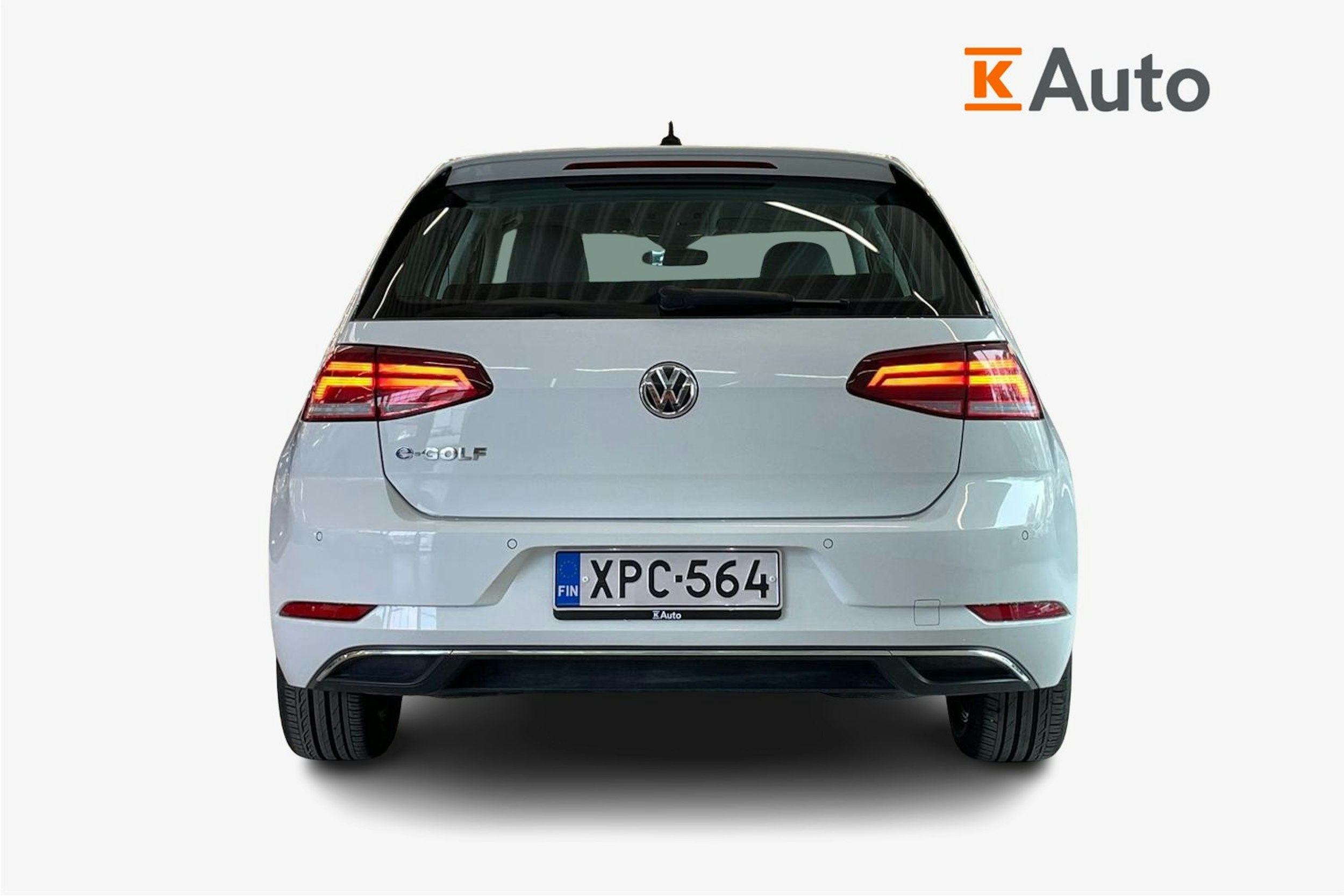 Valkoinen Volkswagen GOLF 2020 kuva 3.