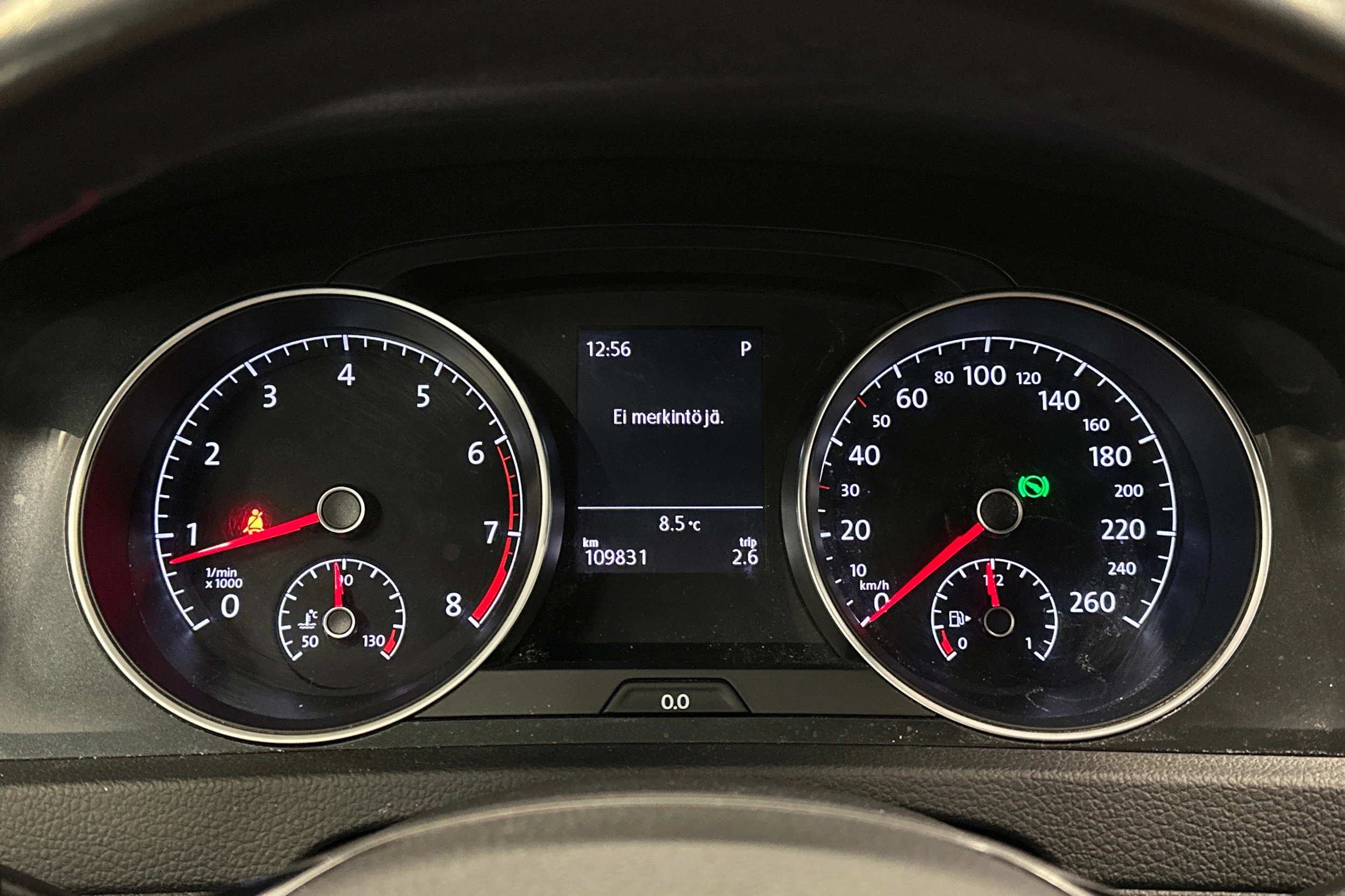 Punainen Volkswagen GOLF 2020 kuva 20.