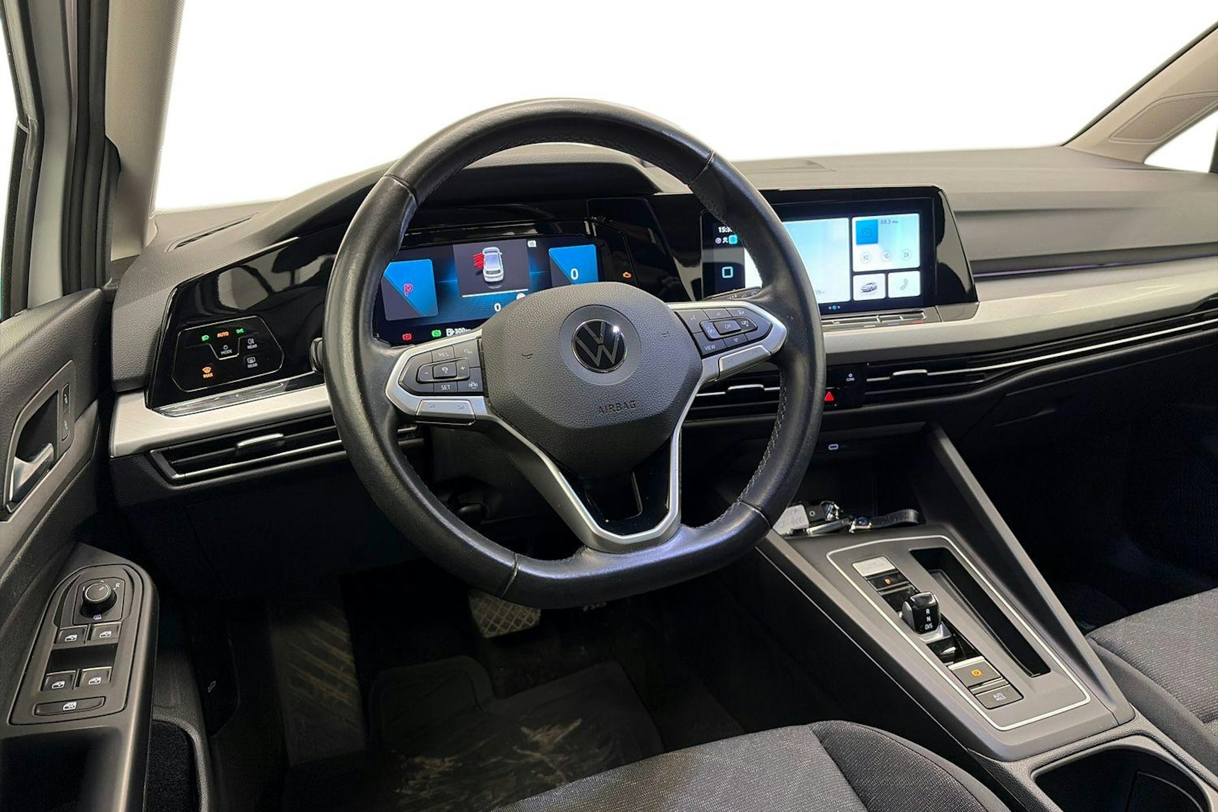 Valkoinen Volkswagen GOLF 2020 kuva 7.