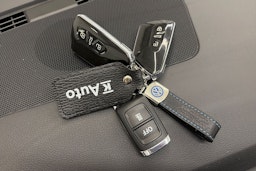 Valkoinen Volkswagen GOLF 2020 kuva 27.