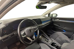 valkoinen Volkswagen Golf 2020 kuva 3.