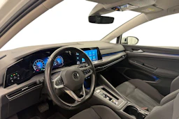 valkoinen Volkswagen Golf 2020 kuva 6.