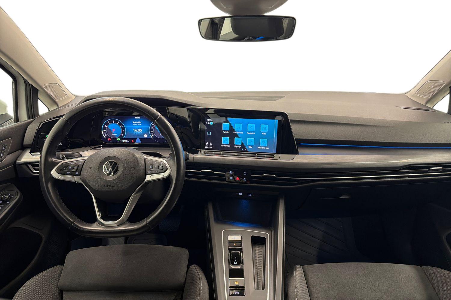 Volkswagen Golf 2020, photo 7/32