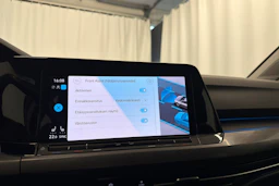 valkoinen Volkswagen Golf 2020 kuva 25.