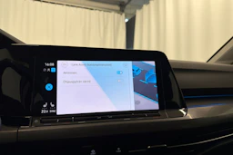 valkoinen Volkswagen Golf 2020 kuva 26.