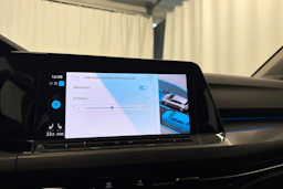 valkoinen Volkswagen Golf 2020 kuva 27.