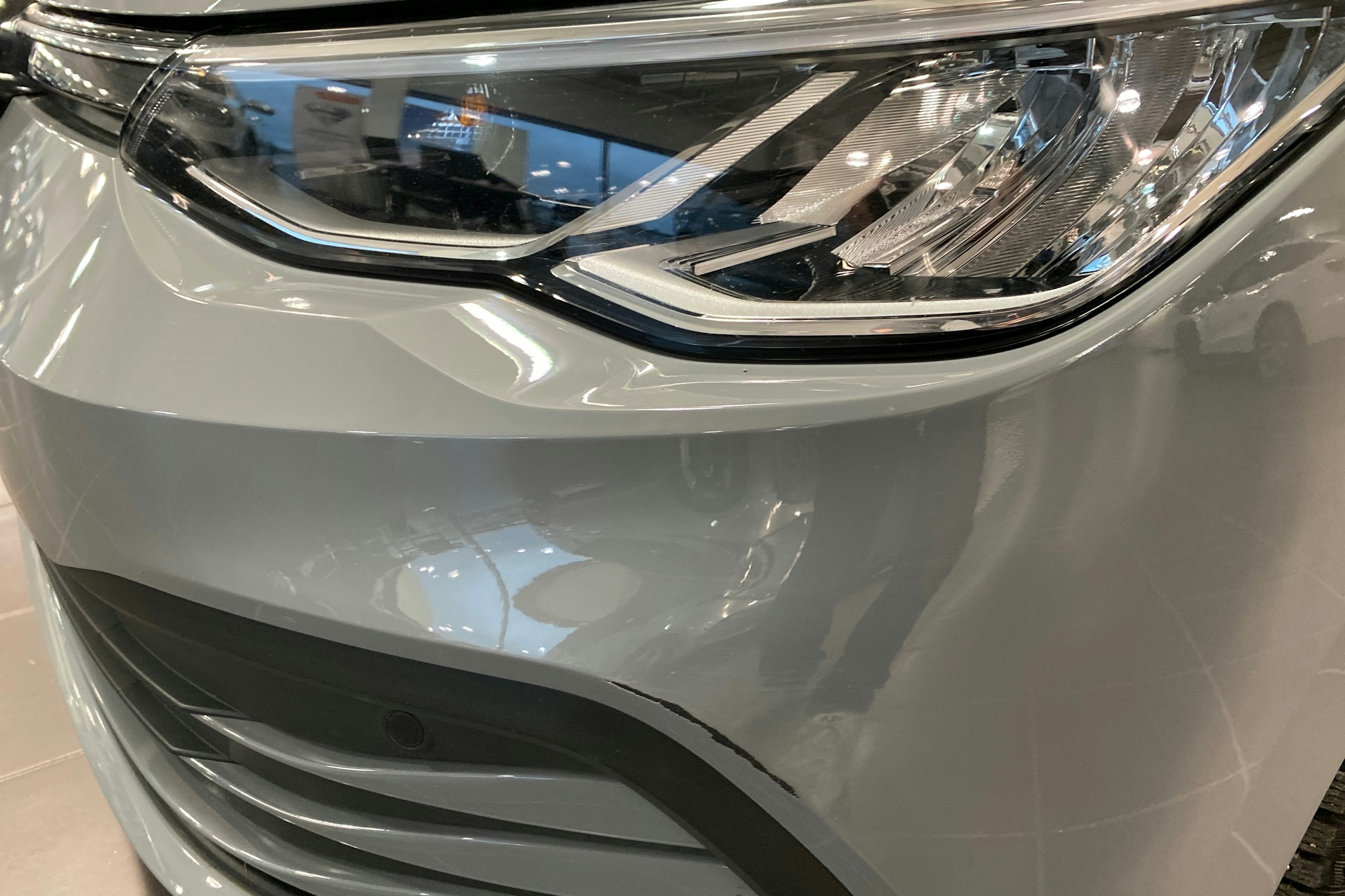 harmaa Volkswagen Golf 2020 kuva 17.