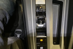 harmaa Volkswagen Golf 2020 kuva 21.