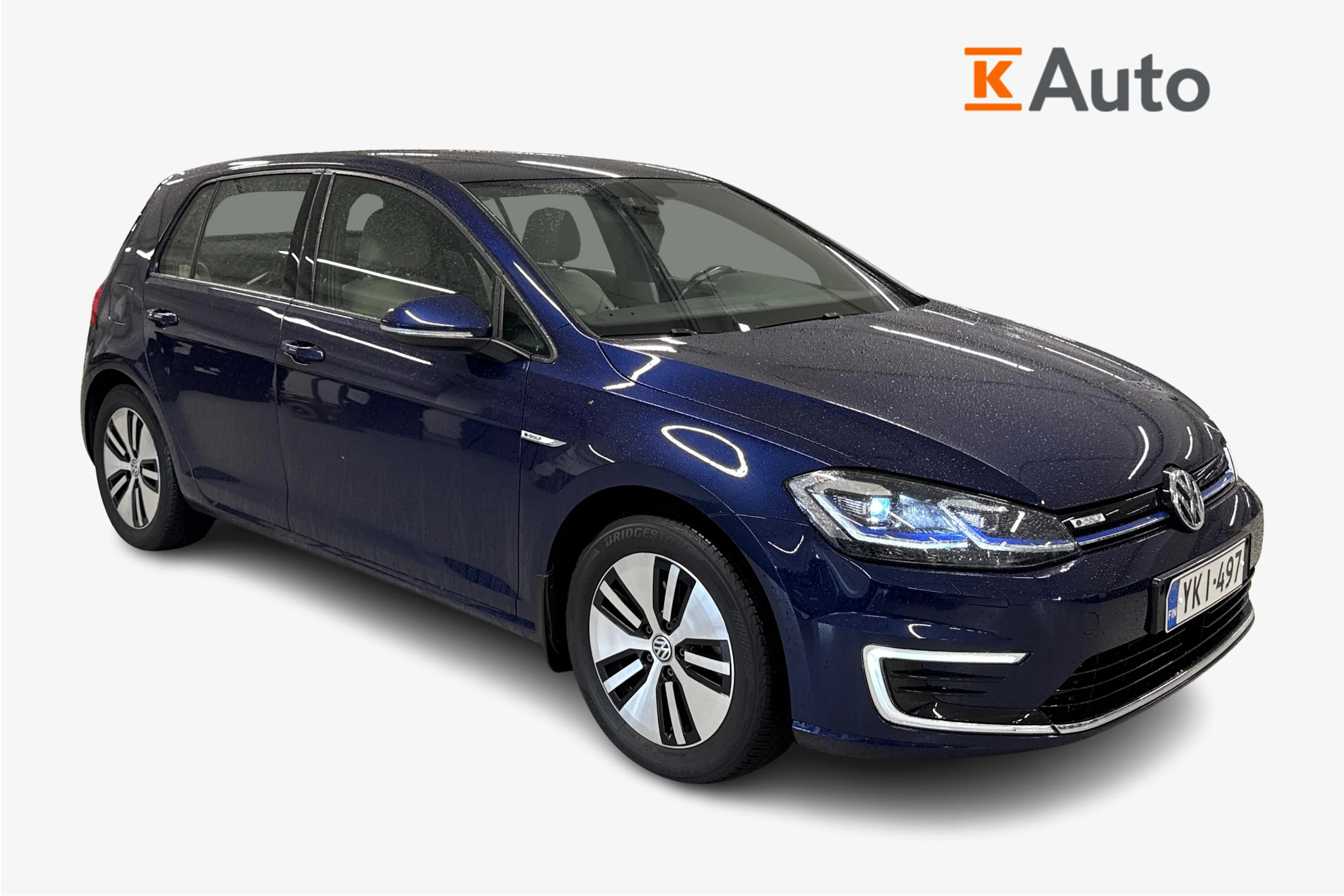 Sininen Volkswagen GOLF 2020 kuva 1.