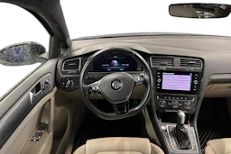 Sininen Volkswagen GOLF 2020 kuva 3.
