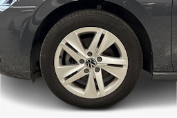 Harmaa Volkswagen Golf 2020 kuva 9.