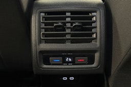 Harmaa Volkswagen Golf 2020 kuva 16.