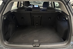 Harmaa Volkswagen Golf 2020 kuva 17.