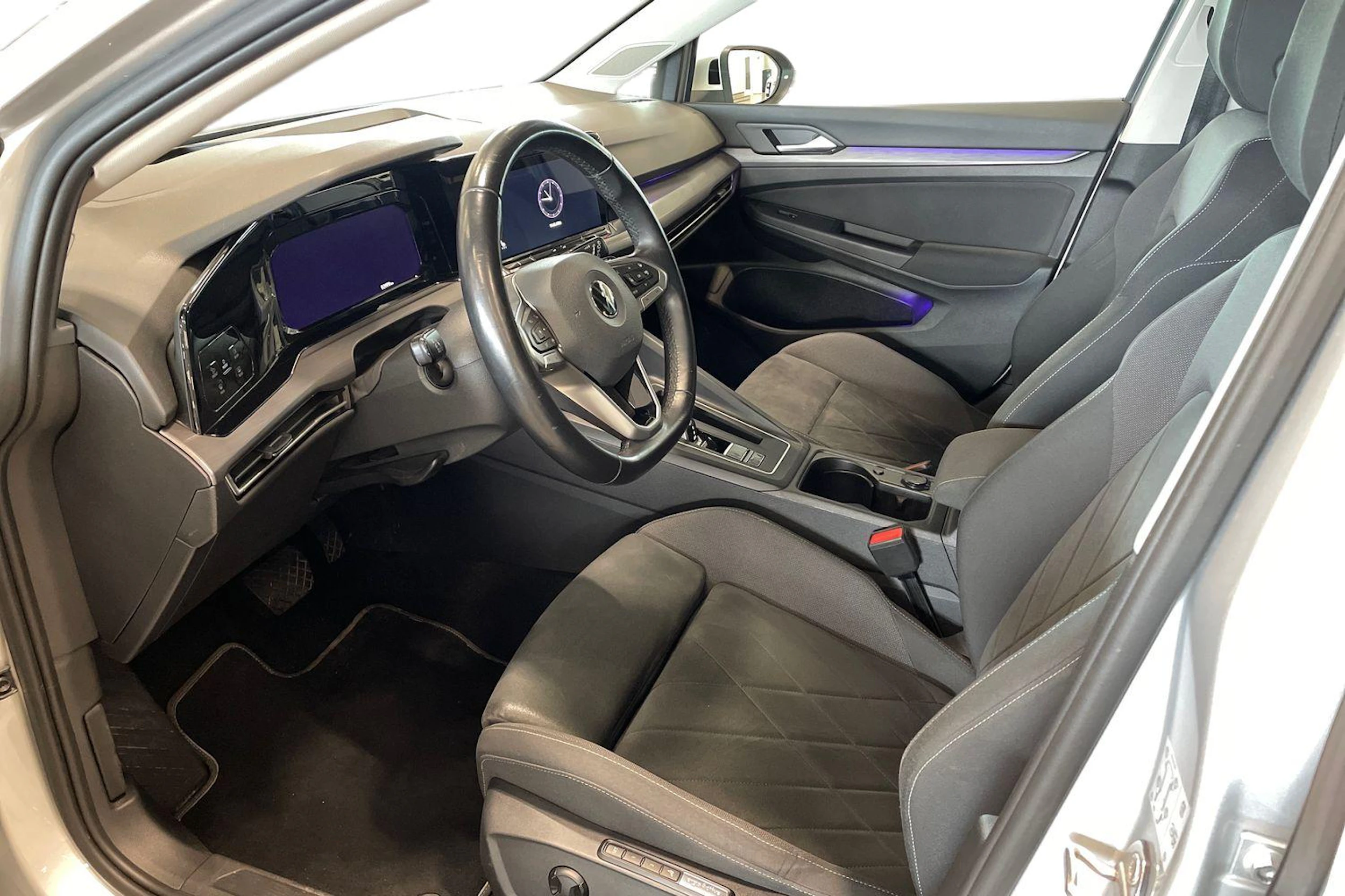hopea Volkswagen Golf 2020 kuva 6.