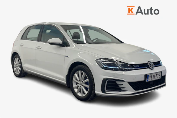 Volkswagen Golf GTE Plug-In Hybrid 150 kW (204 hv) DSG-automaatti