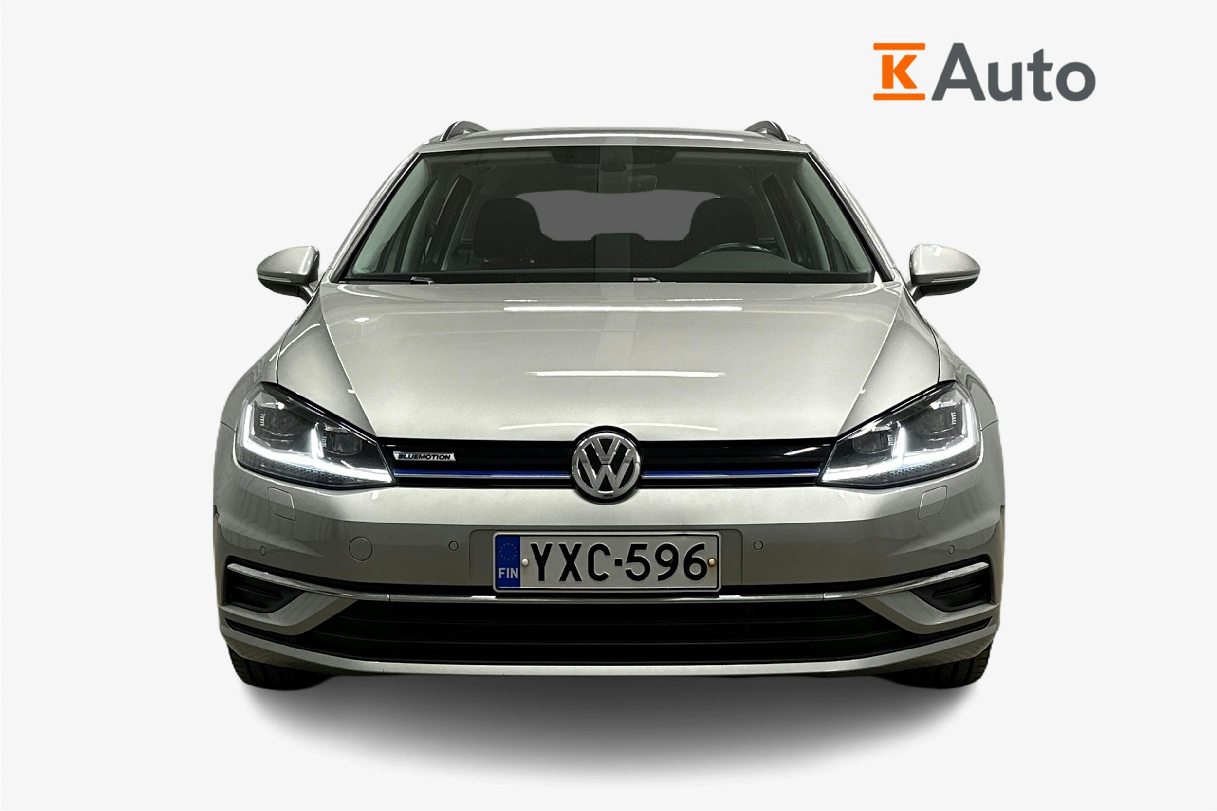 harmaa Volkswagen Golf 2020 kuva 5.