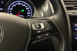 harmaa Volkswagen Golf 2020 kuva 18.