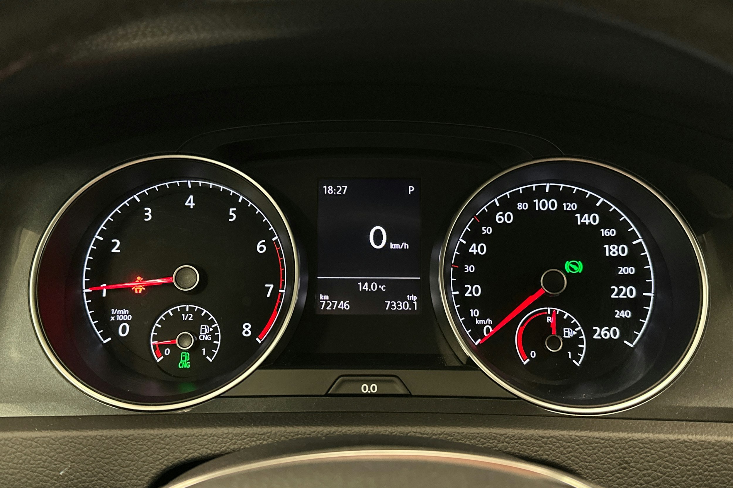 harmaa Volkswagen Golf 2020 kuva 19.