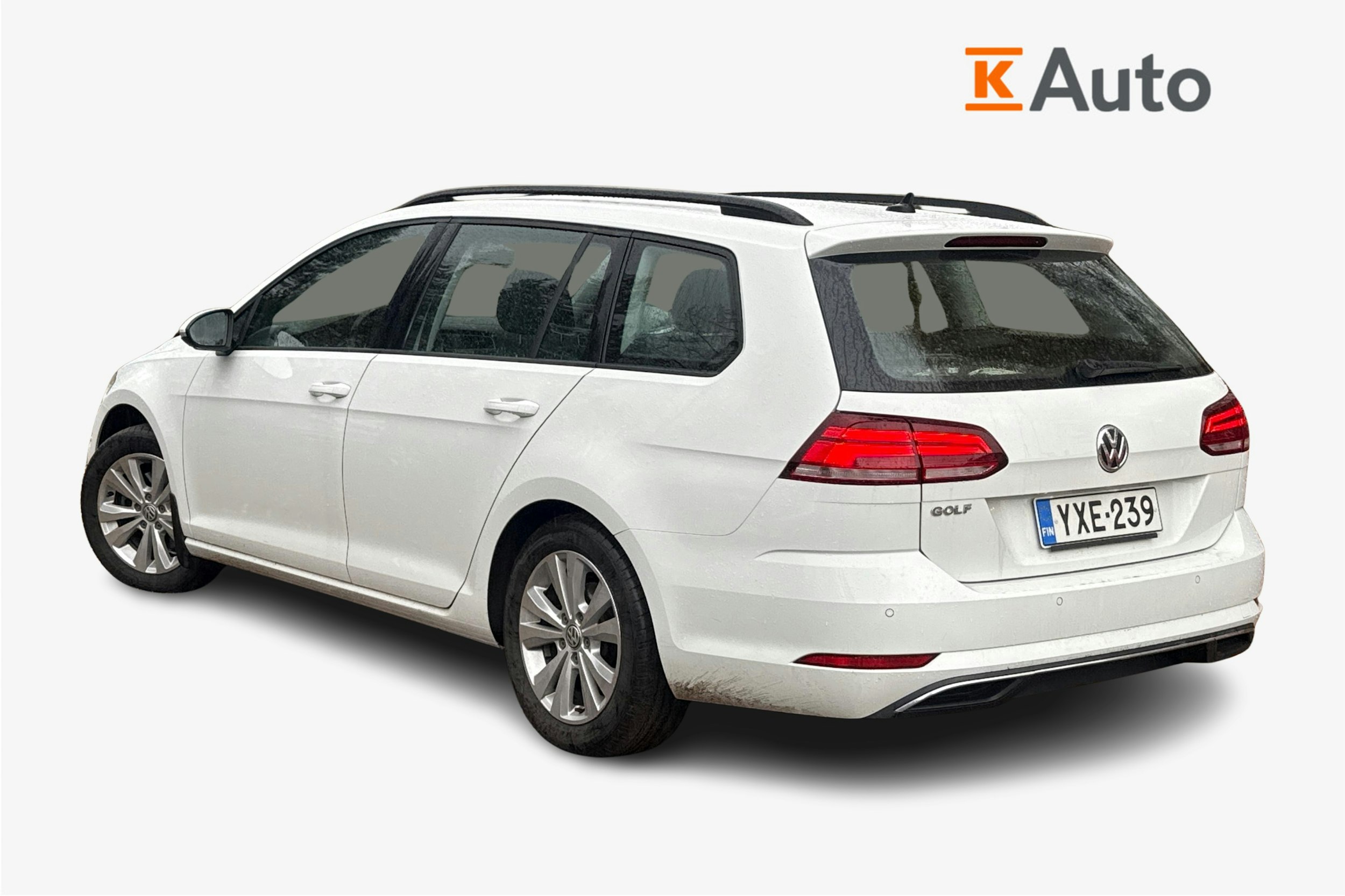 valkoinen Volkswagen Golf 2020 kuva 2.