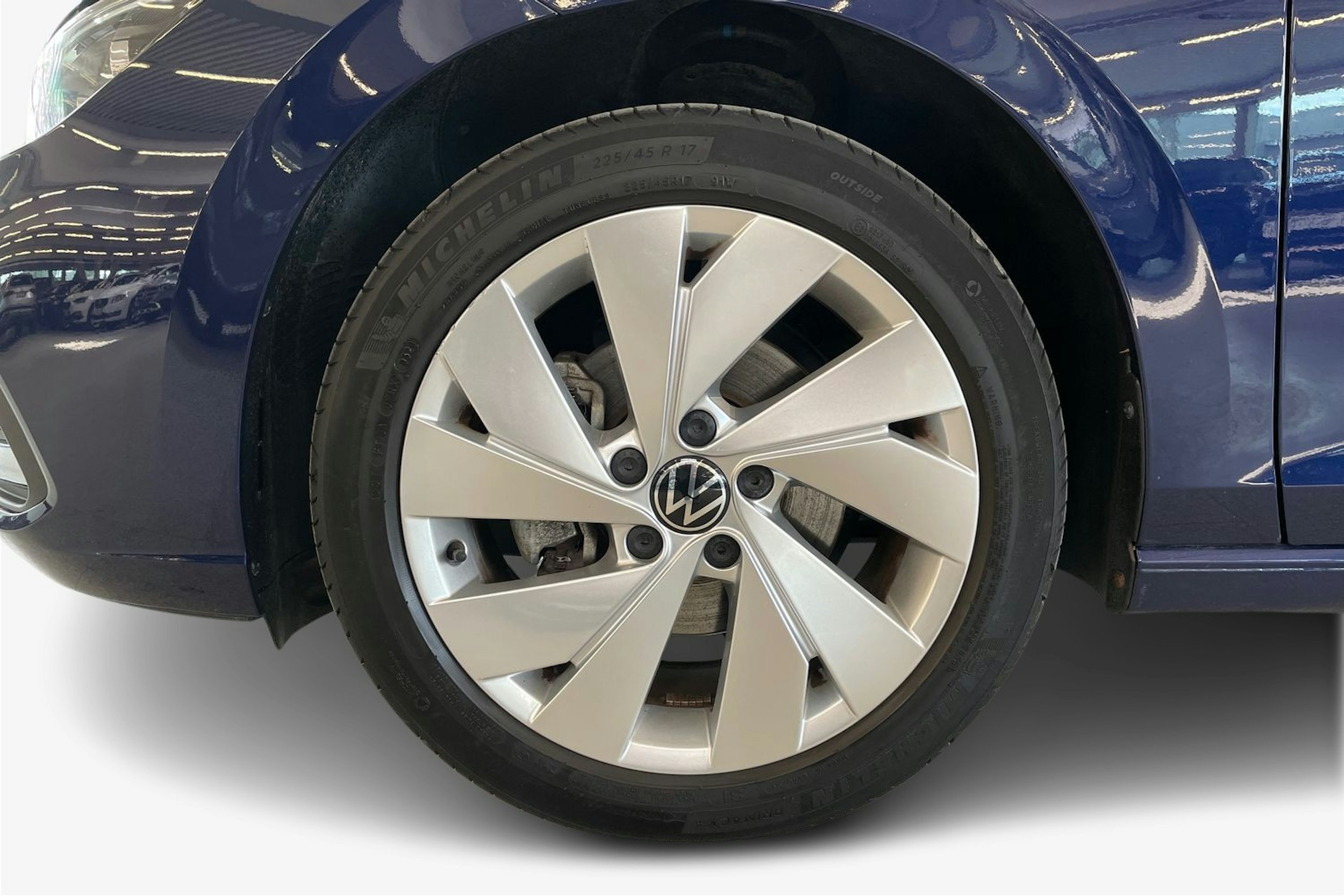 sininen Volkswagen Golf 2020 kuva 11.