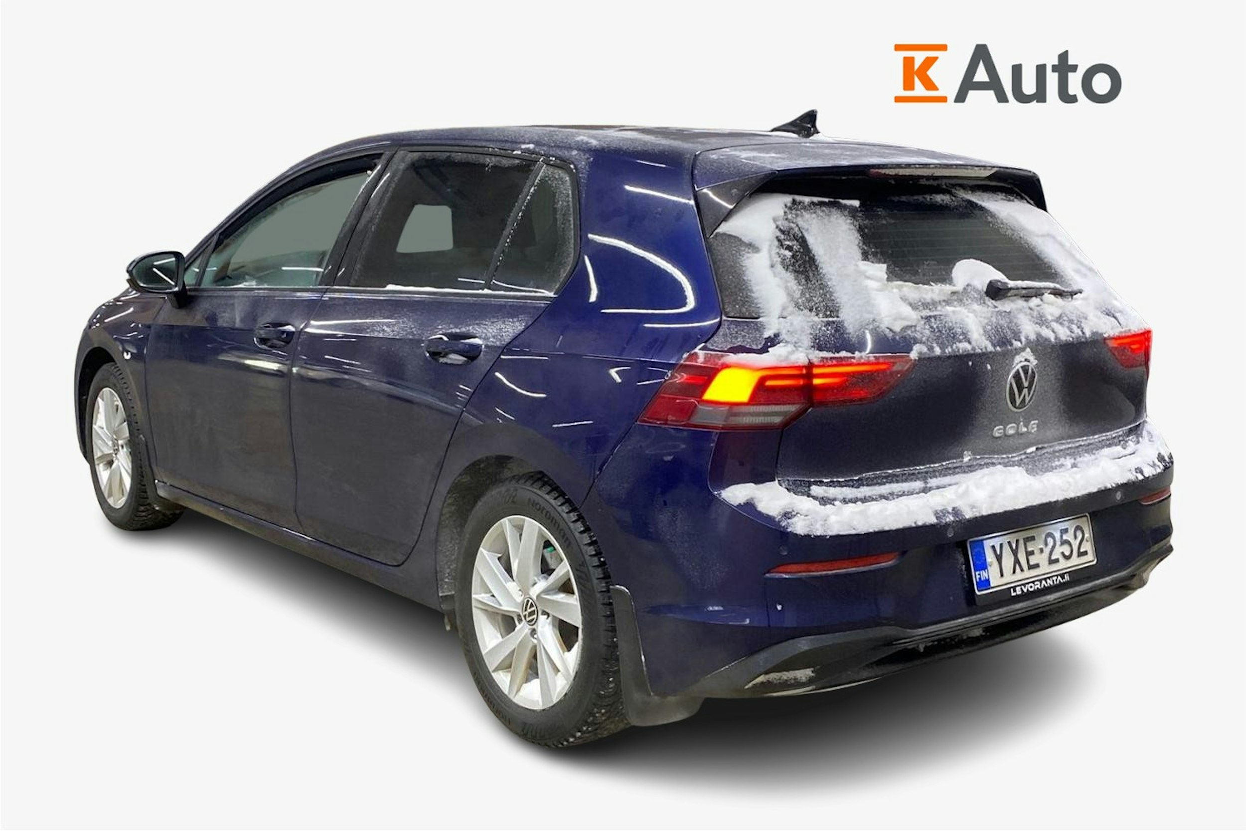 sininen Volkswagen Golf 2020 kuva 2.