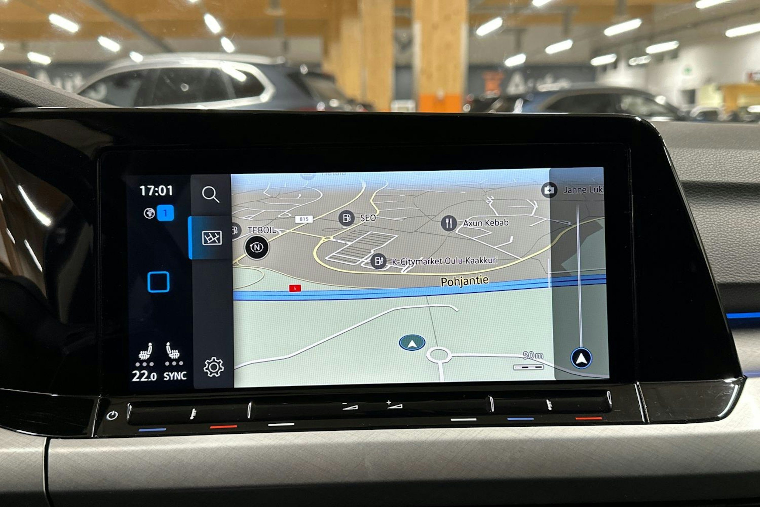 sininen Volkswagen Golf 2020 kuva 16.