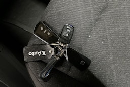 sininen Volkswagen Golf 2020 kuva 22.