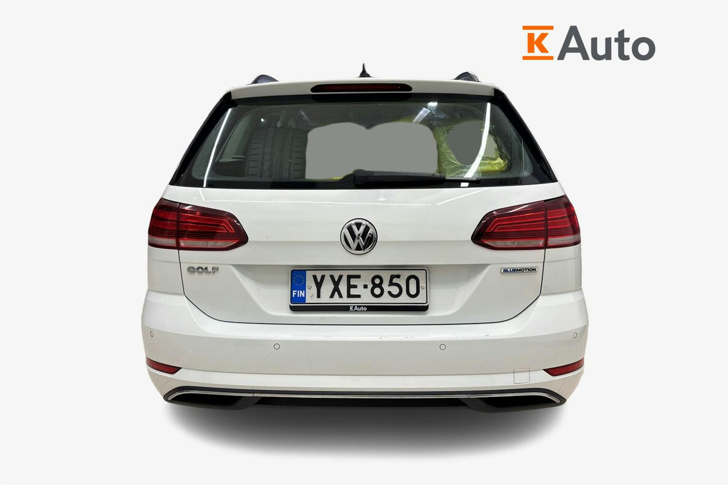 valkoinen Volkswagen Golf 2020 kuva 3.