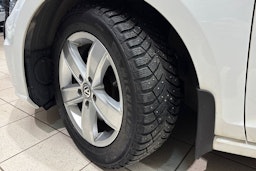 valkoinen Volkswagen Golf 2020 kuva 13.